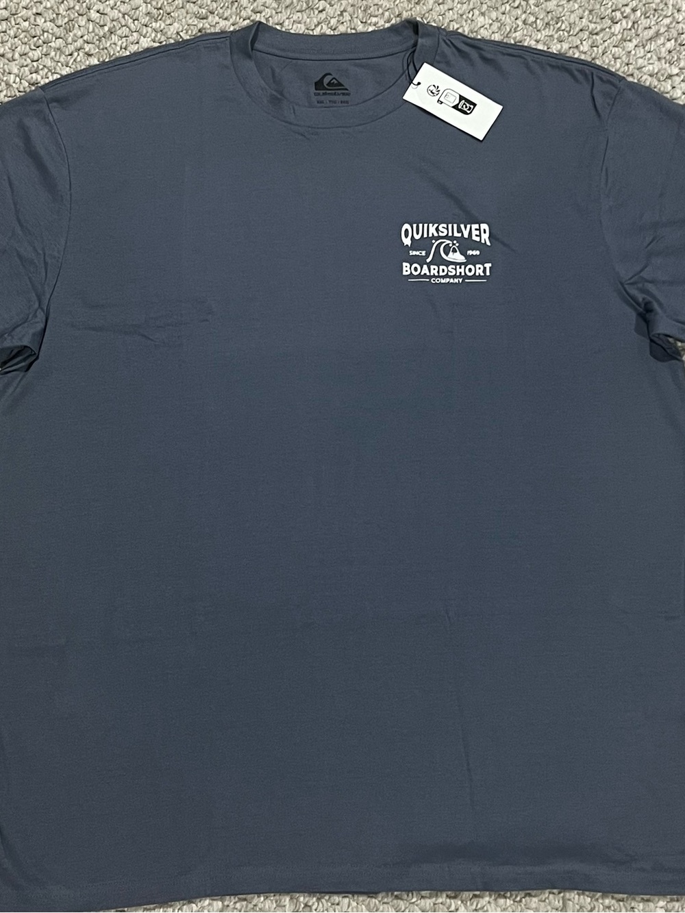 Quicksilver Boardshort Arch Graphic T-Shirt Mens Size XXL Wave Mountain Gray NWT